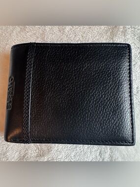 Buffalo David Bitton Black Leather Wallet